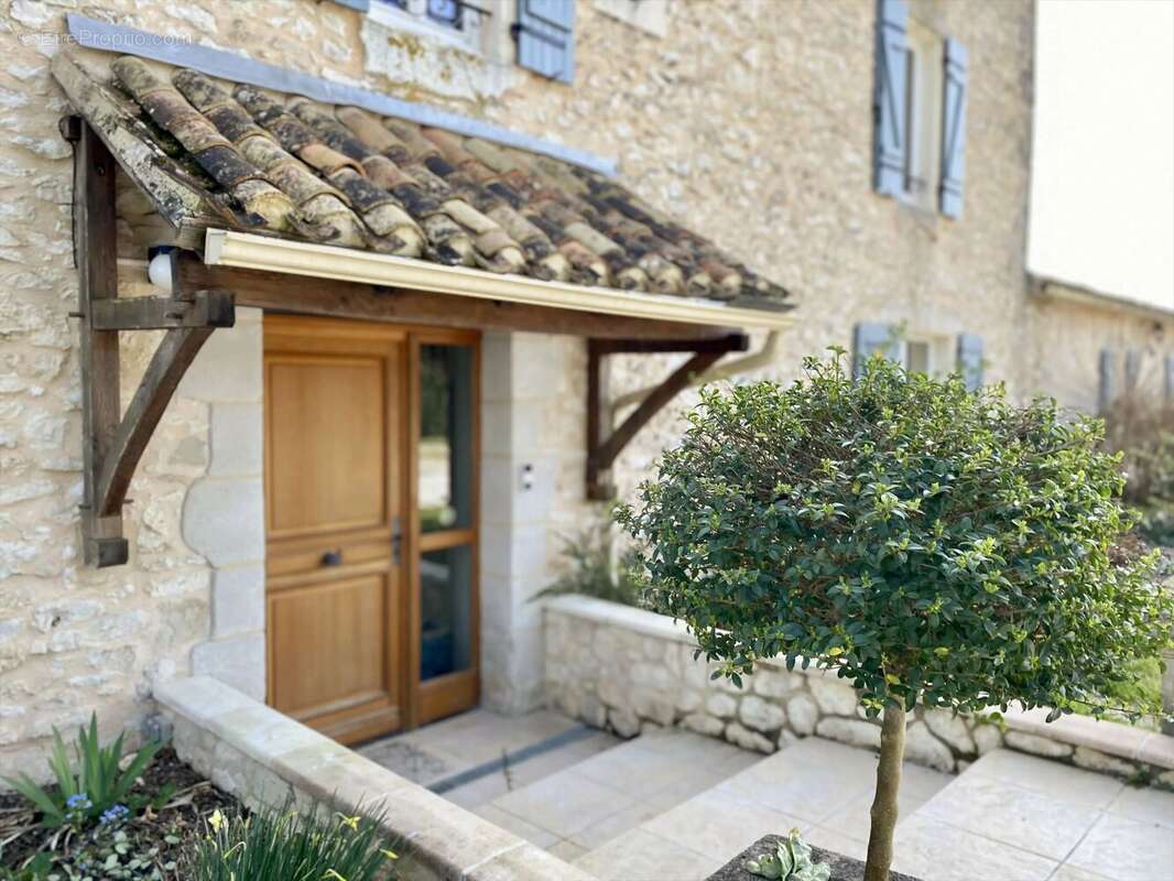 Maison à MONFLANQUIN