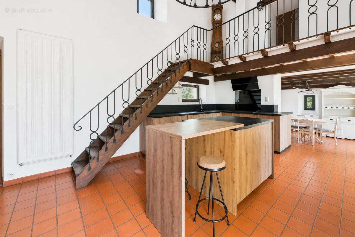 Maison à PLATS