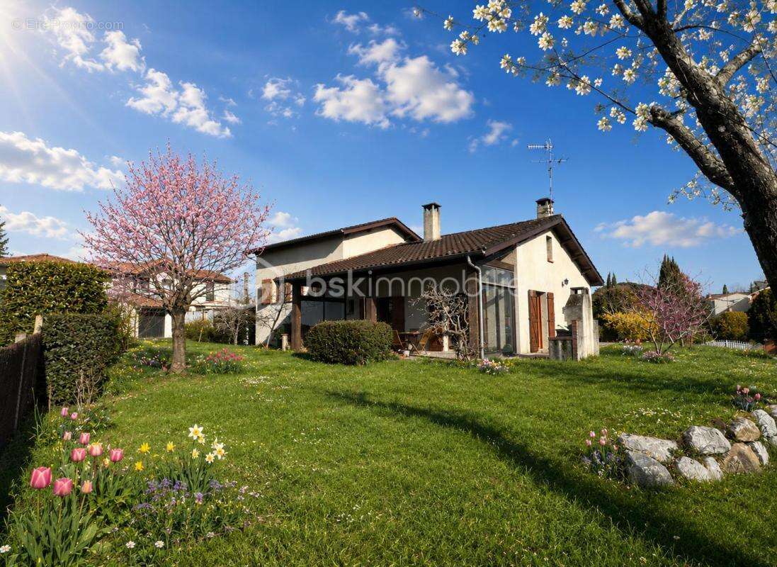 Maison traditionnelle 145m² sur un terrain de 1015m² - photo 2