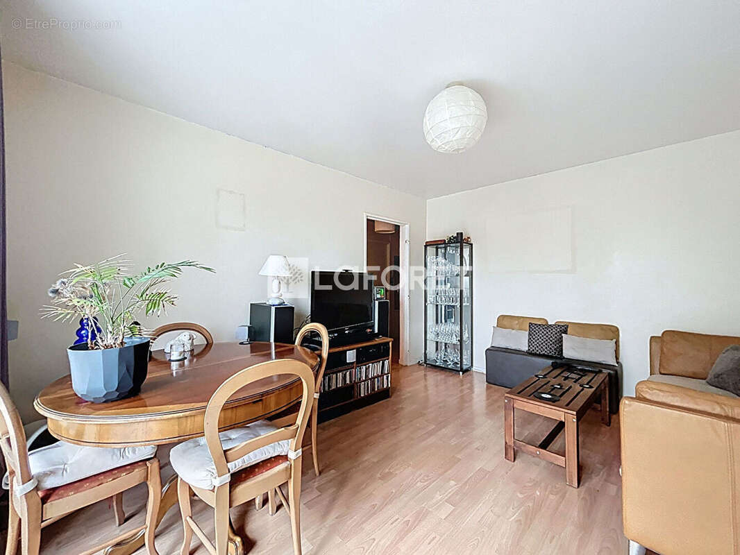Appartement à VERNEUIL-SUR-SEINE