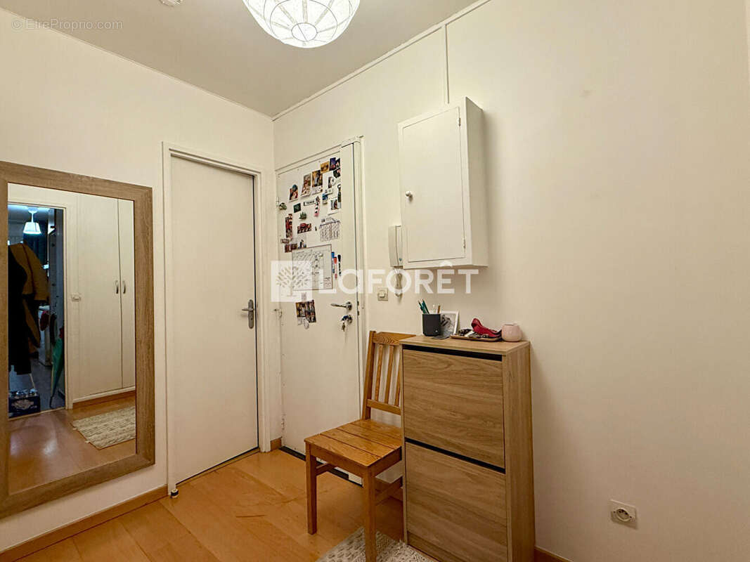 Appartement à PARIS-11E