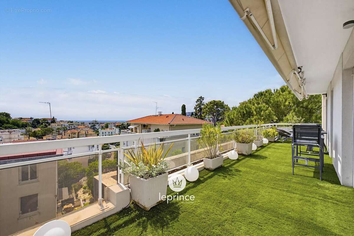 Appartement à NICE