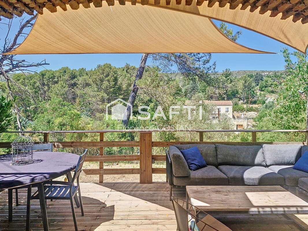 Photo 2 - Maison à LA BOUILLADISSE