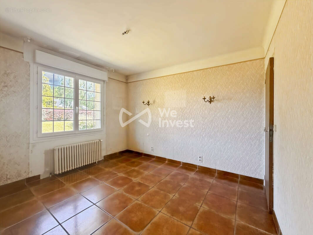 Maison 180 m² à Aiglemont  - photo 6