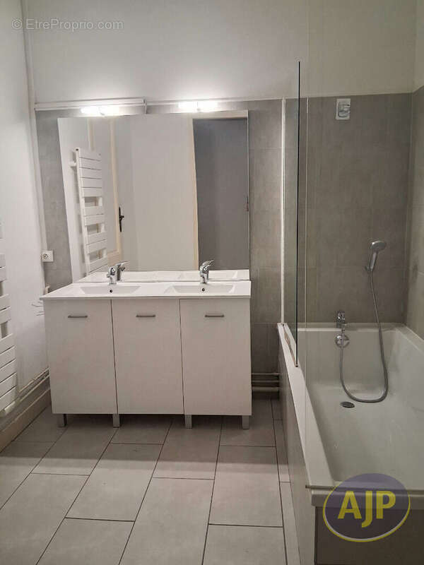 Appartement à PAUILLAC