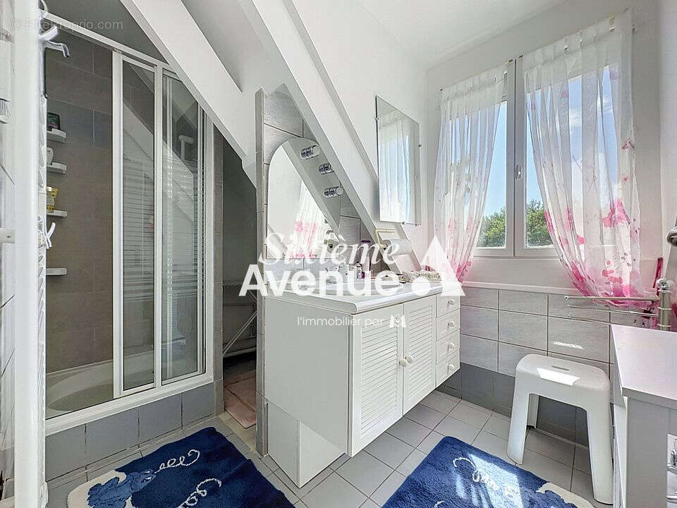 Maison à NOISY-LE-GRAND