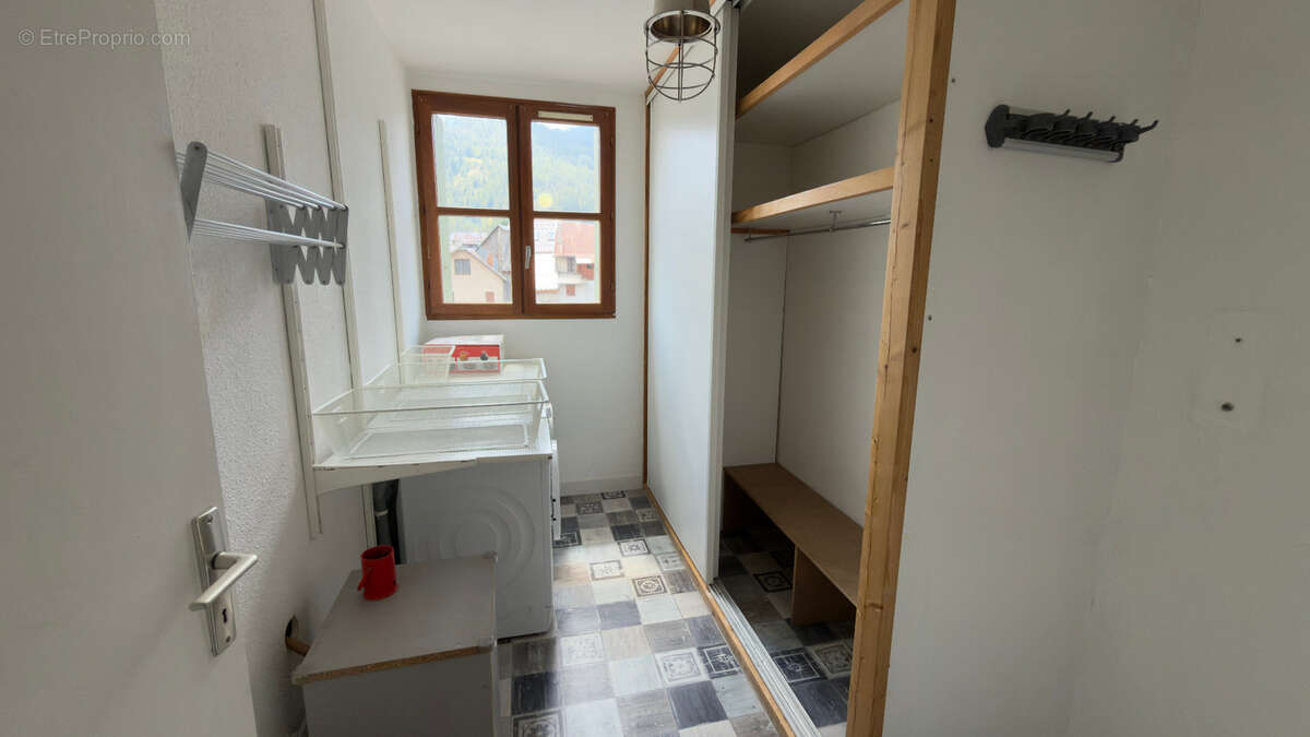 Duplex 102m2 rénové - 5 pièces - 3 chambres - balcon avec vue montagnes - proximité stations de ski - photo 11