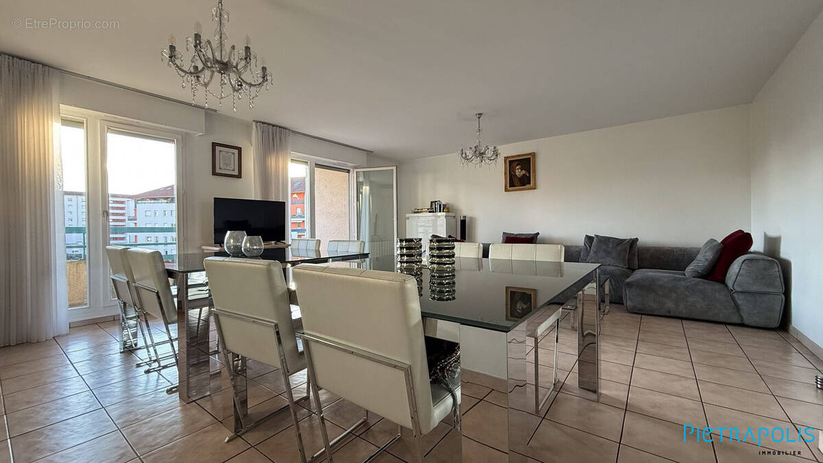 Appartement à VILLEURBANNE