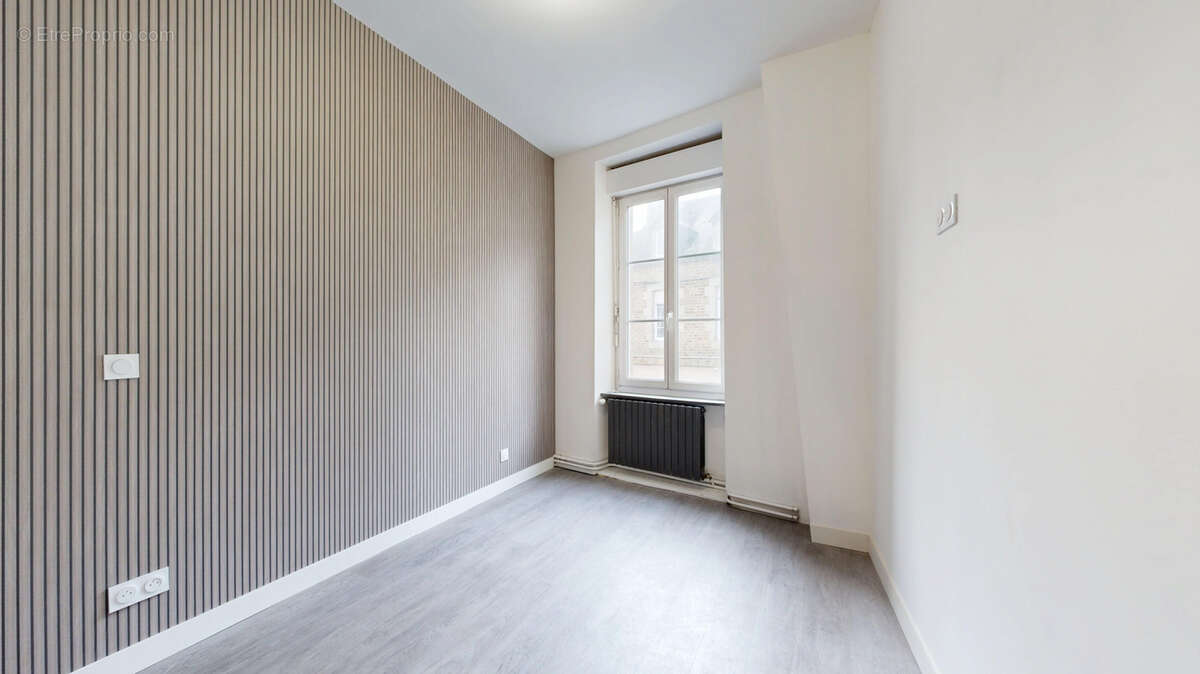 Maison à SAINT-HILAIRE-DU-HARCOUET