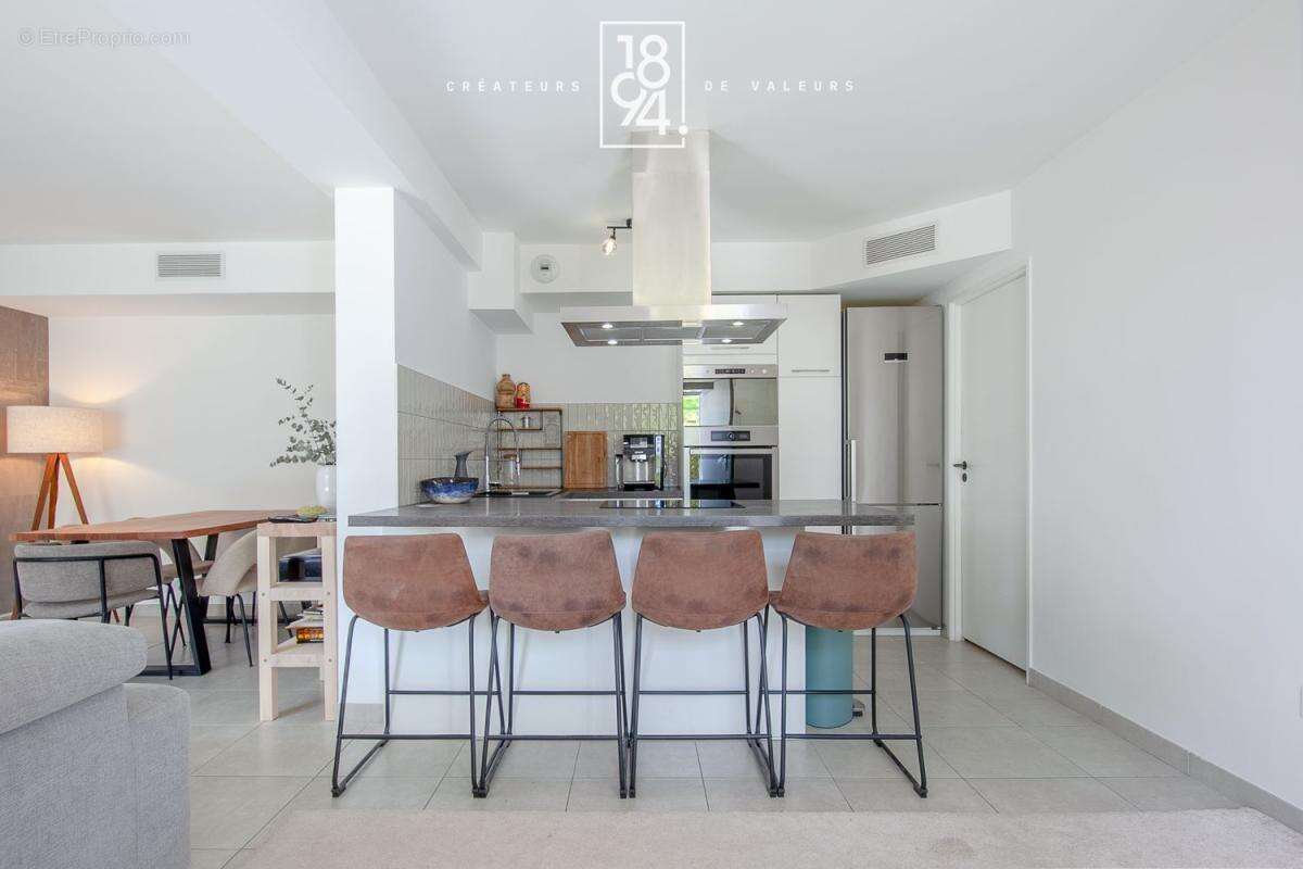 Appartement Rez de Jardin T3 à vendre Vitrolles (13127)  66 m² I Jardin I Garage - photo 3