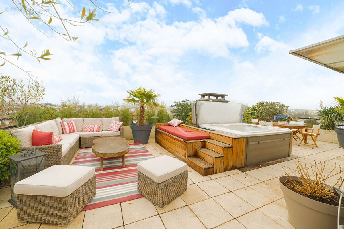 Appartement à MAISONS-LAFFITTE