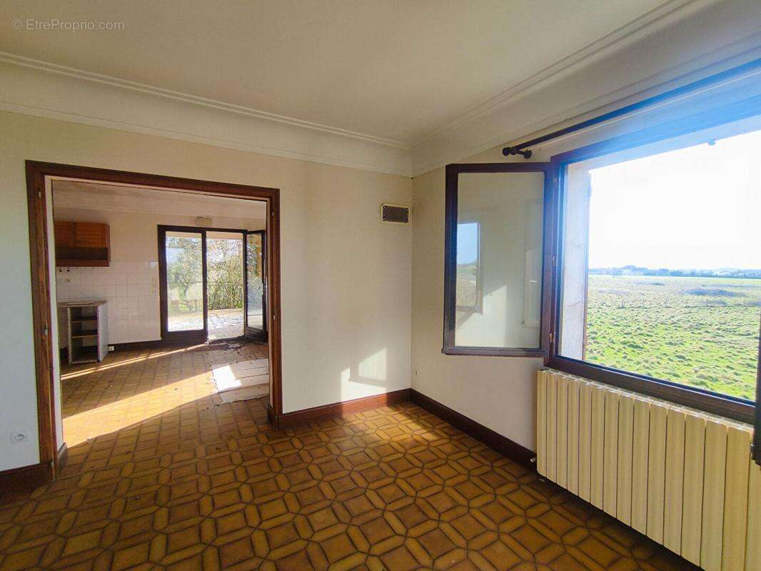 Maison à CHATELLERAULT