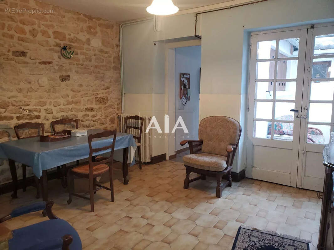 Maison à RUFFEC