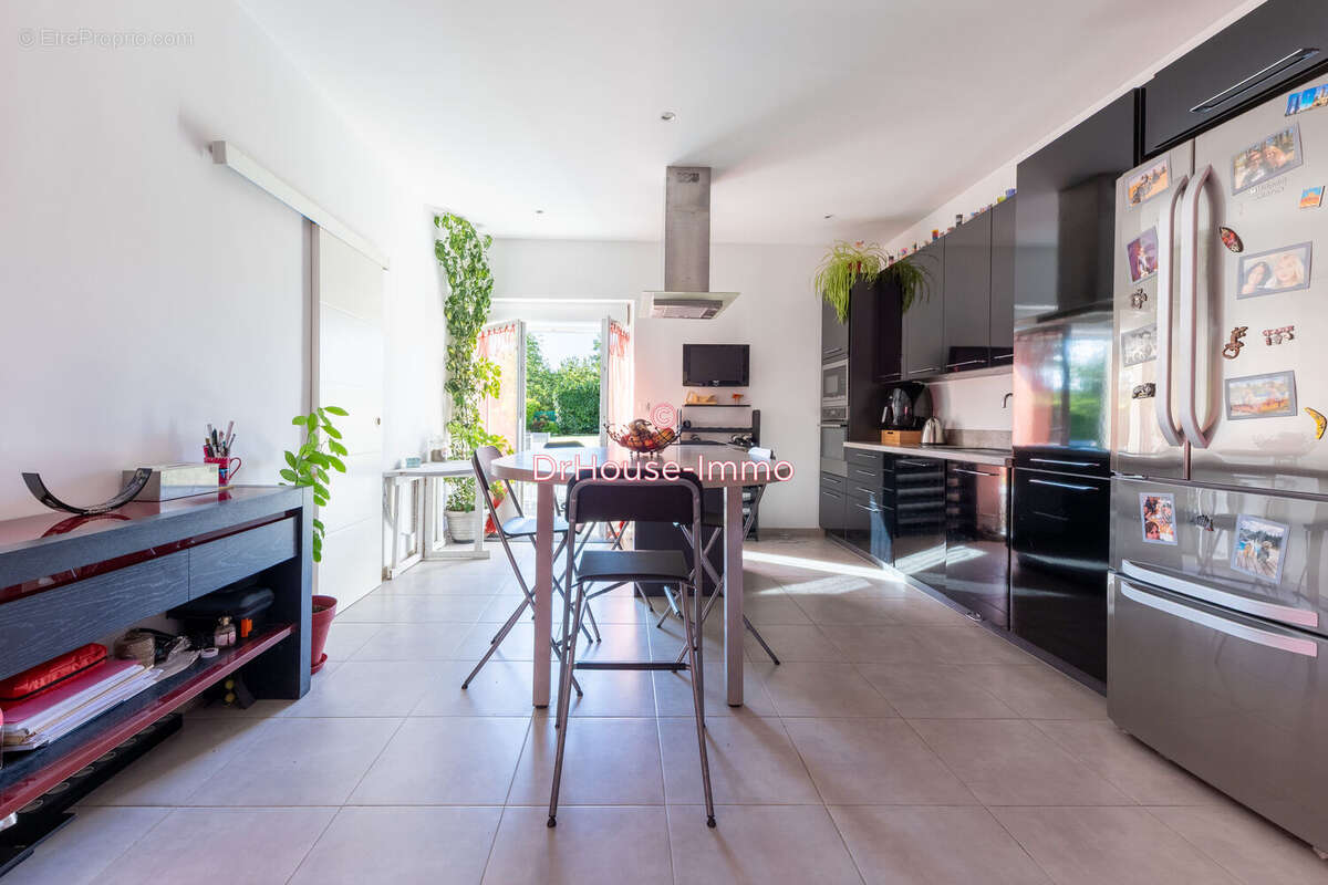 Maison à GARANCIERES