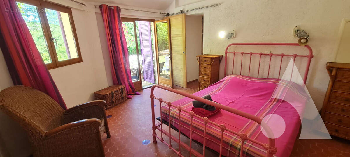 Maison à SALERNES