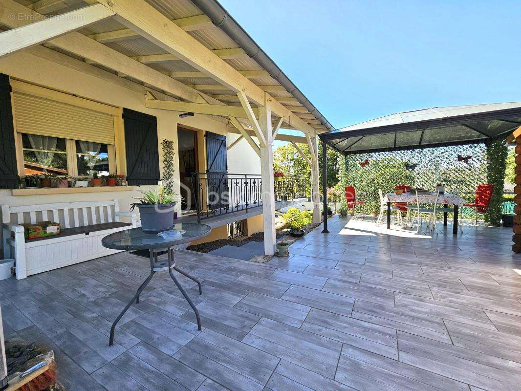 Maison à CHATELLERAULT