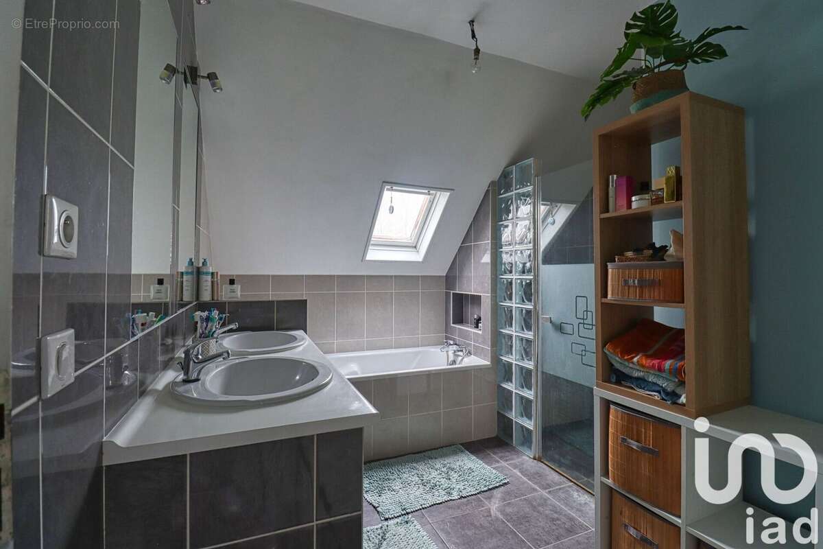 Photo 9 - Maison à GOUVIEUX