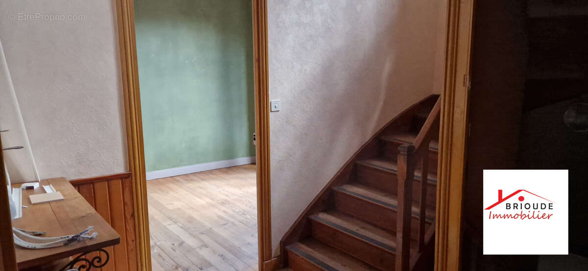 Maison à PAULHAGUET