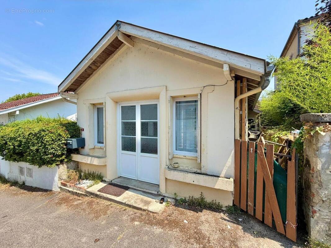 Photo 1 - Maison à ESTANG