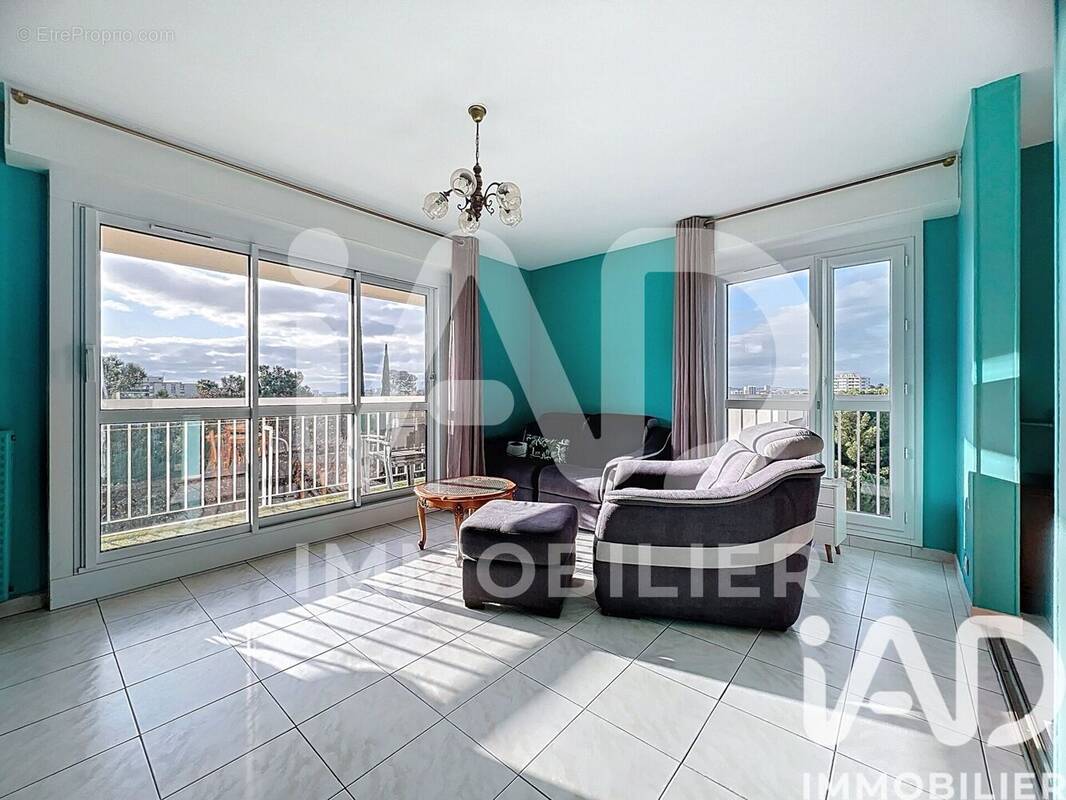 Photo 1 - Appartement à MARSEILLE-10E