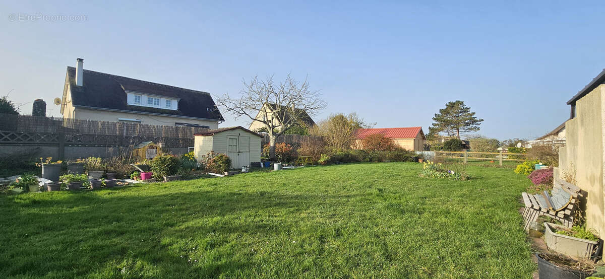 Maison à VIERVILLE-SUR-MER
