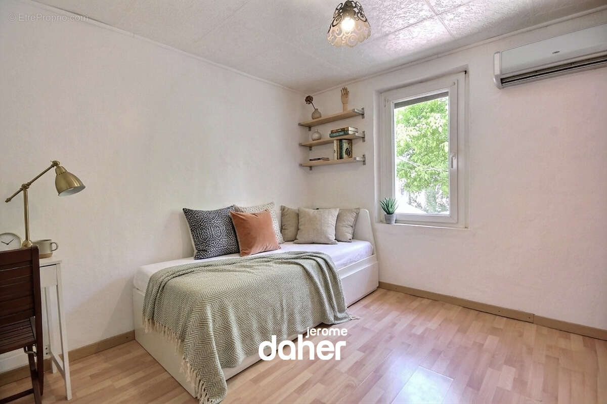Appartement à MARSEILLE-10E