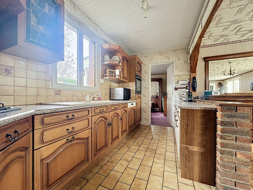 Maison à MAGNY-LES-HAMEAUX