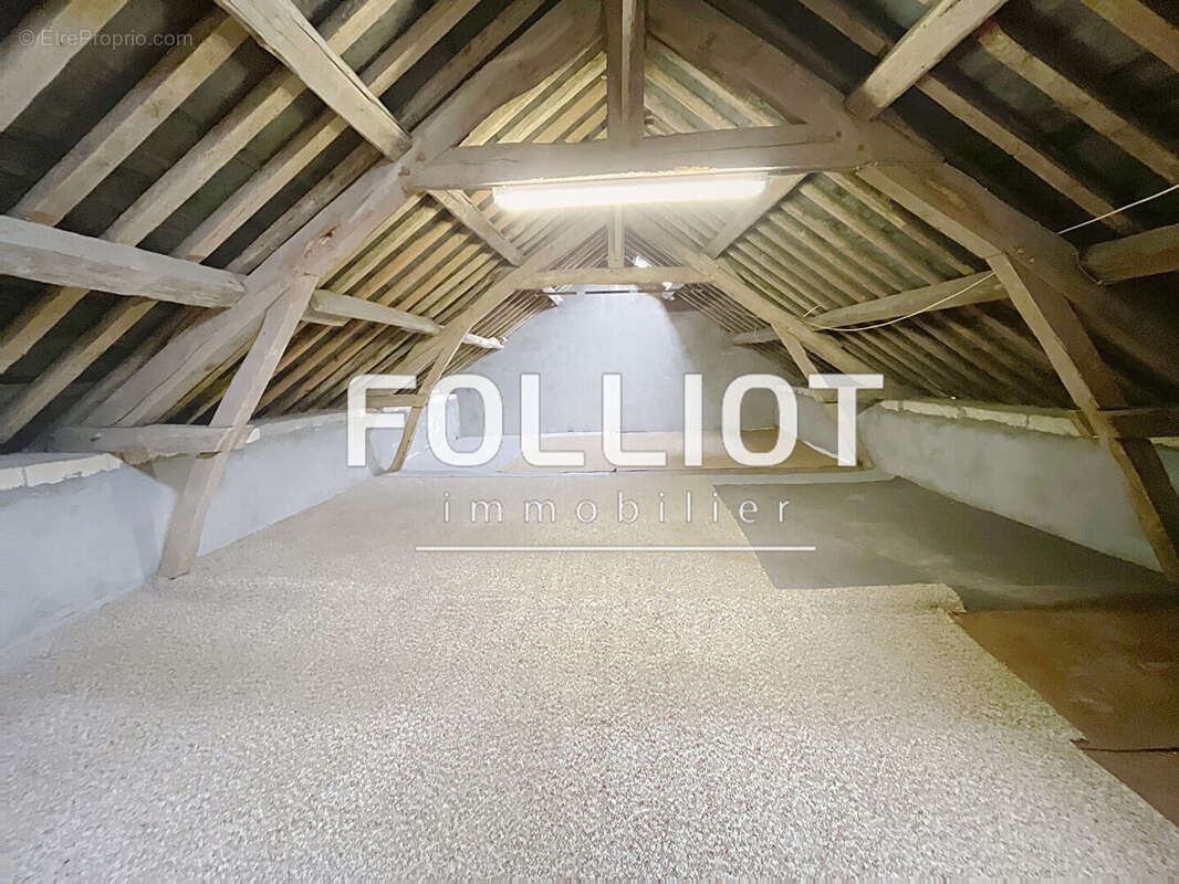 Maison à CLINCHAMPS-SUR-ORNE