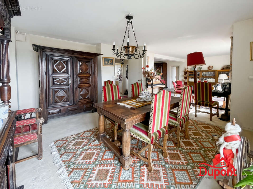Appartement 112 m² à Saint-Quentin  - photo 2
