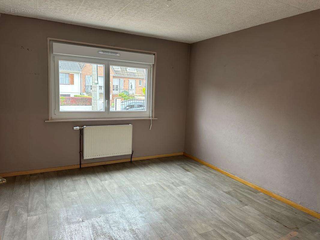 OIGNIES- Maison T3 bis de 70 m² - photo 7