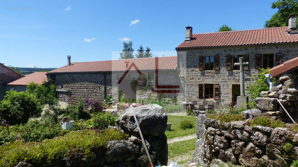 Maison à CHASTANIER