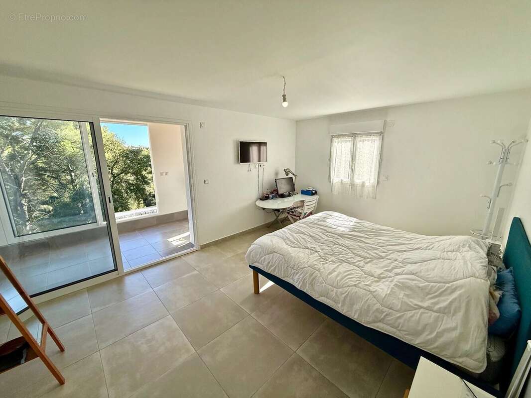 Maison à CAGNES-SUR-MER