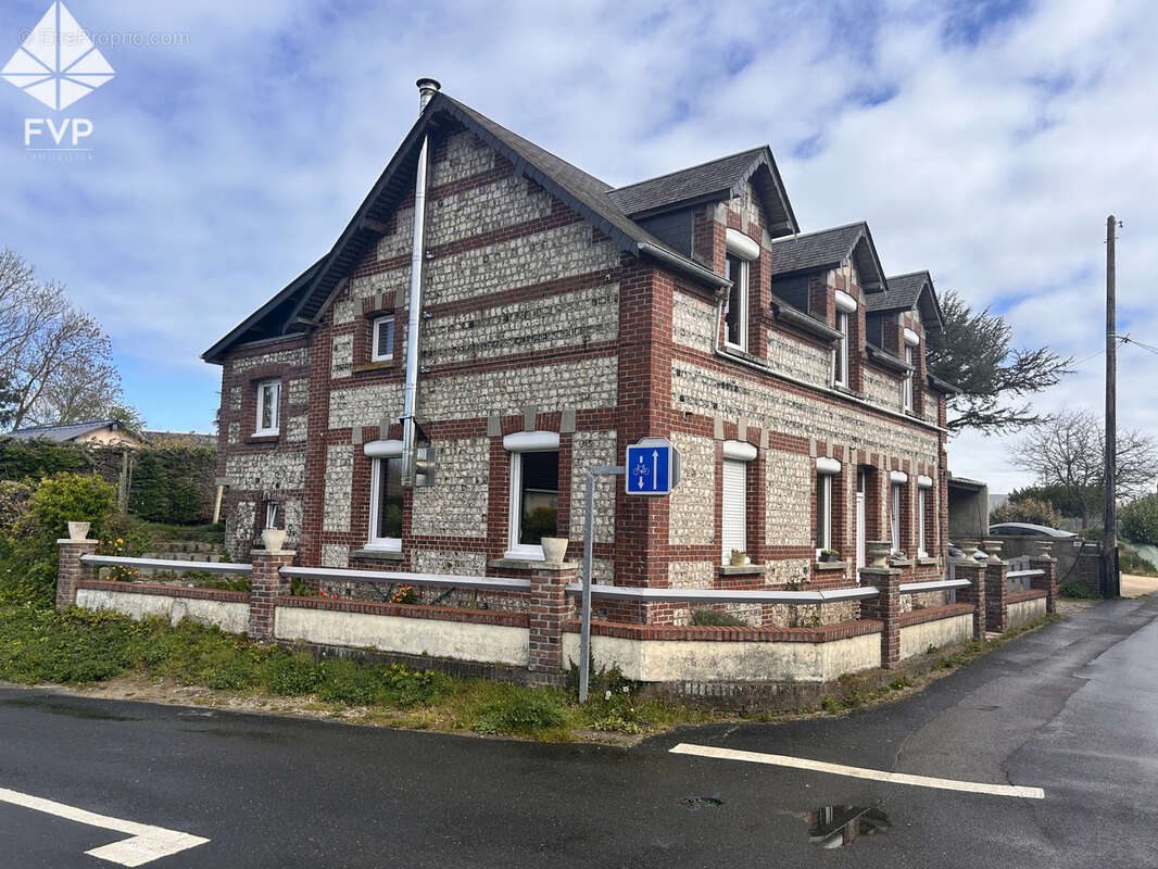 Maison à SENNEVILLE-SUR-FECAMP