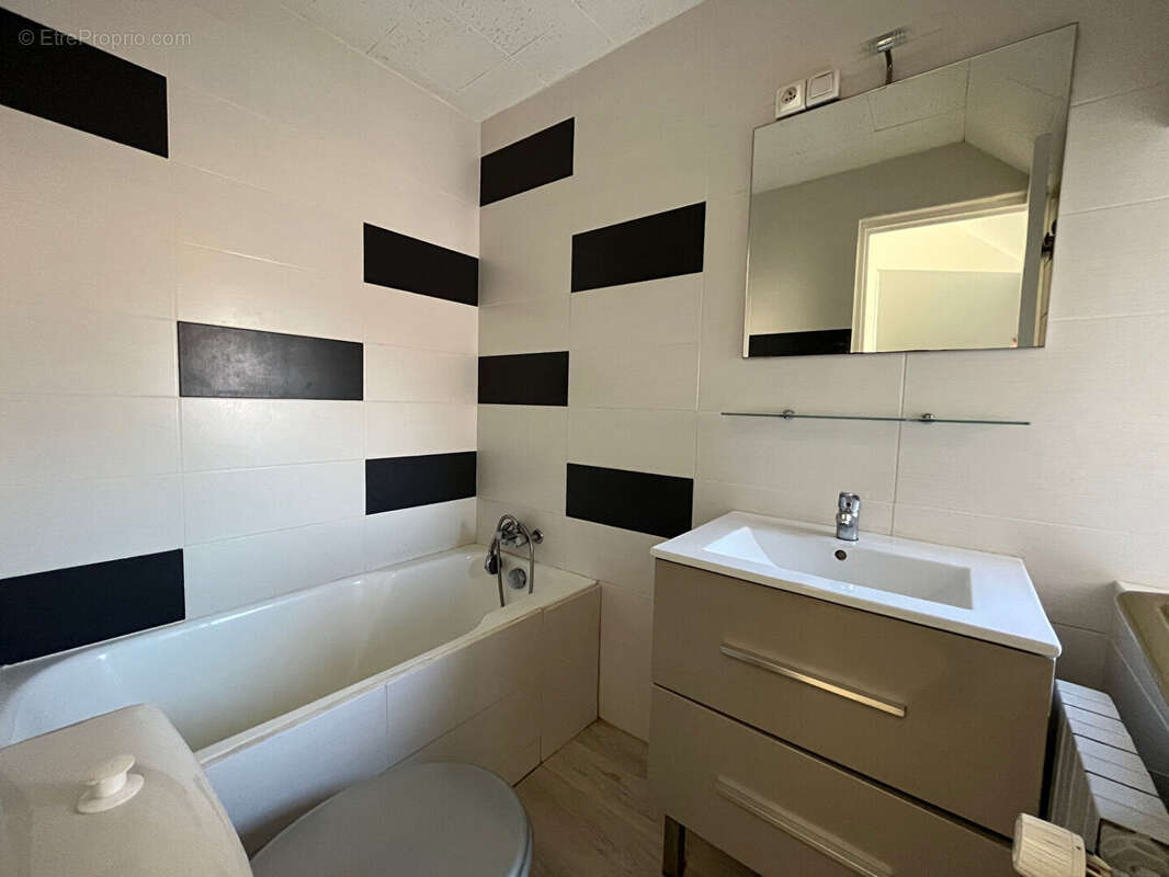 Immeuble de rapport à saisir ! - photo 5