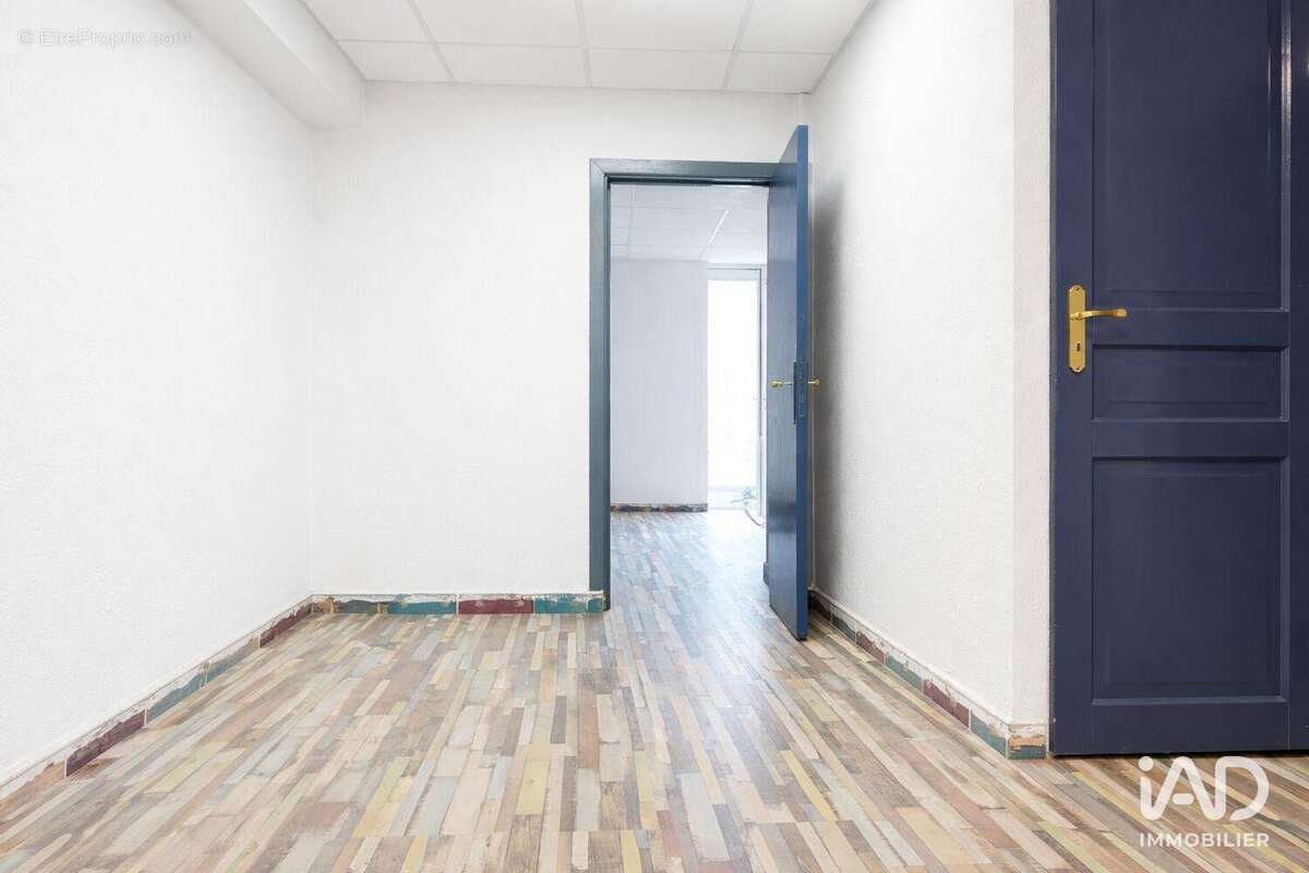 Photo 4 - Commerce à TOULON