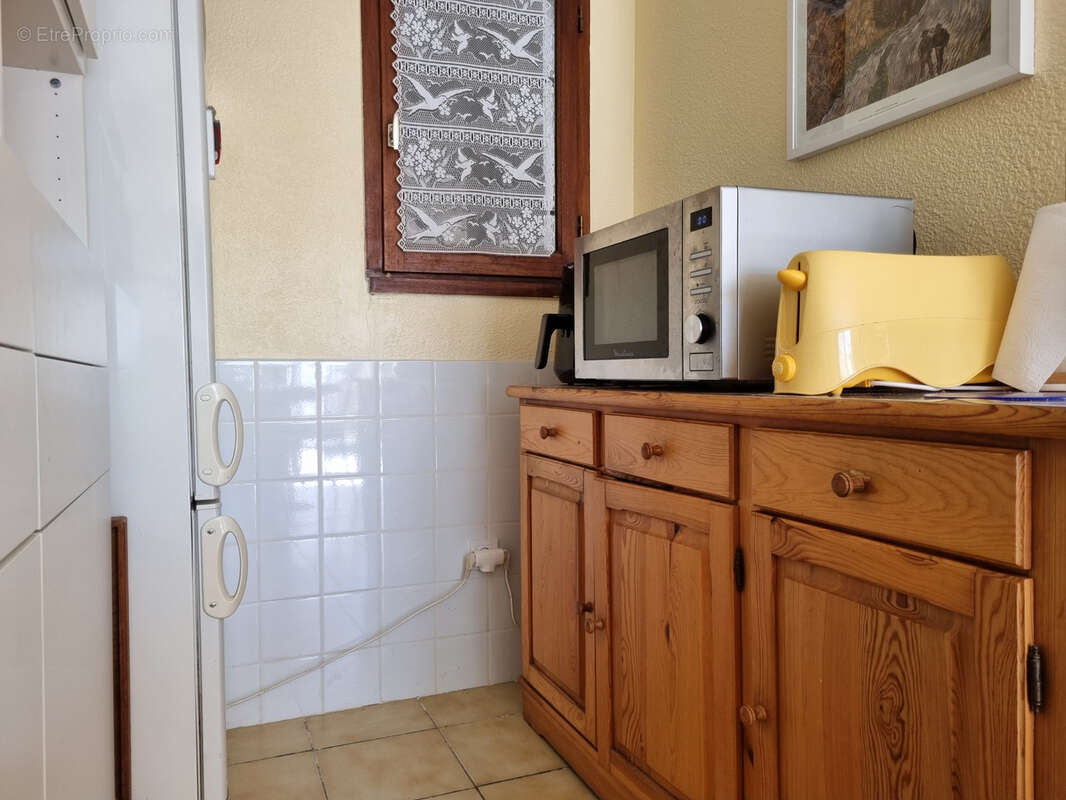 A vendre - plage du grazel- pavillon 2 chambres - mezzanine - terrasse - photo 6