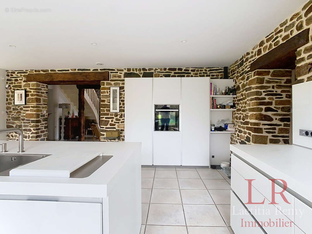 Maison à VERN-SUR-SEICHE