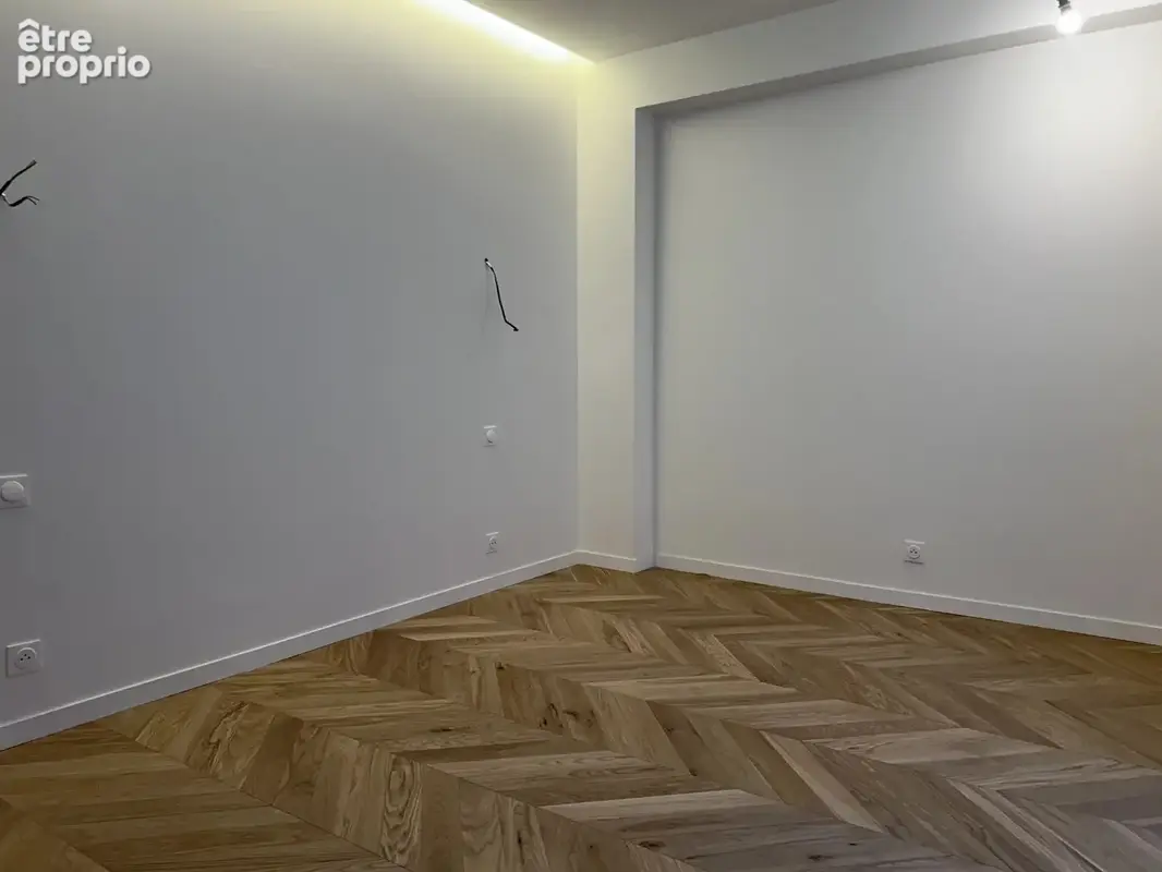 Paris XVIIIᵉ – Appartement 2 pièces 55 m² - photo 7