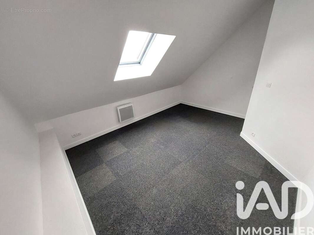 Maison 80 m² à Doucelles  - photo 8