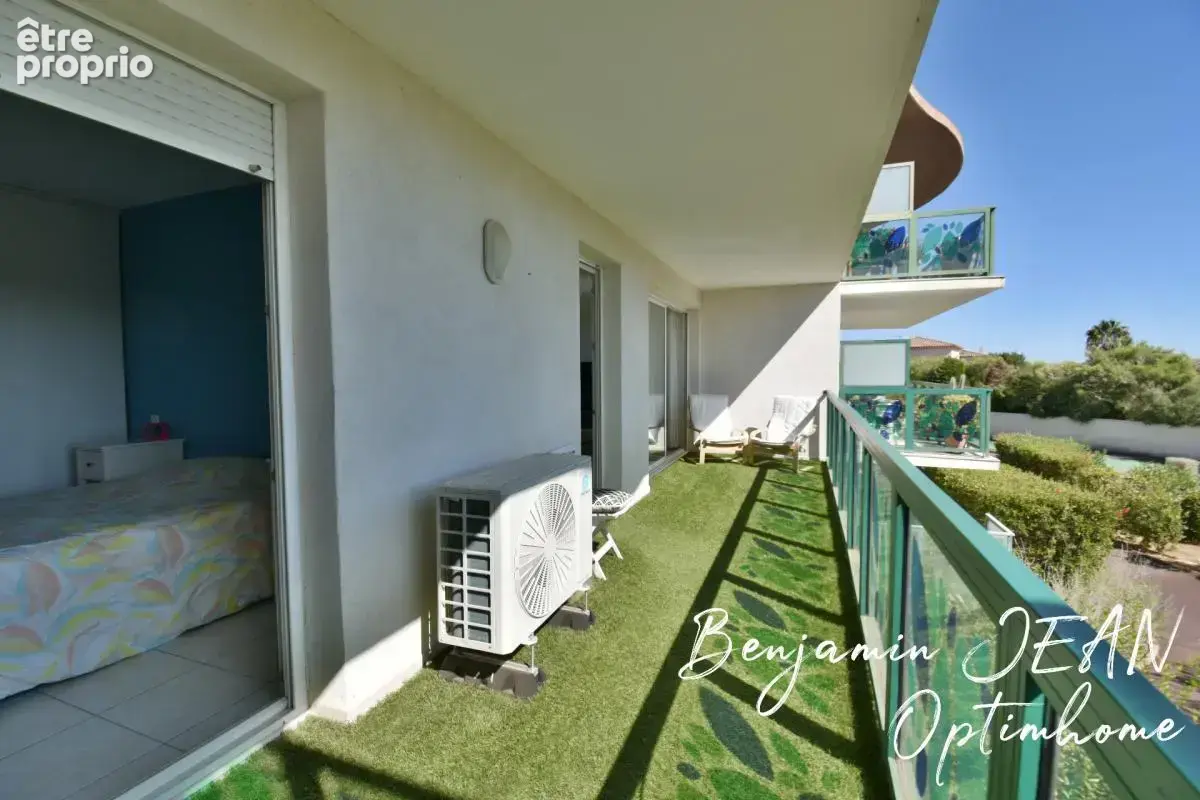 Sérignan – Résidence recherchée, terrasse et box en sous-sol - photo 2