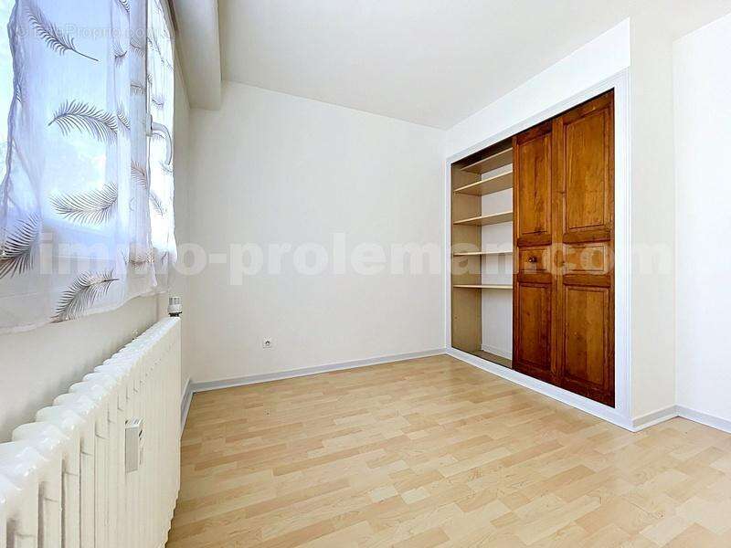 Appartement_T3_Annemasse_Genève_Ceva_tramway_Suisse_investissement_hyper_centre_Séjour_ - Appartement à ANNEMASSE