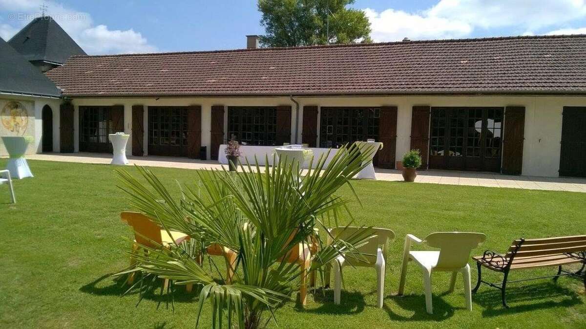 Photo 4 - Commerce à TOURS