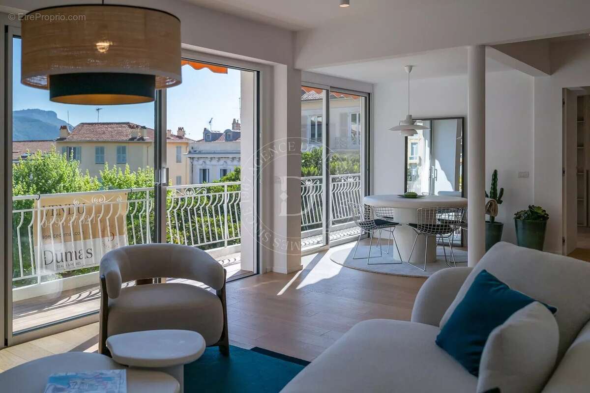 Appartement à BEAULIEU-SUR-MER