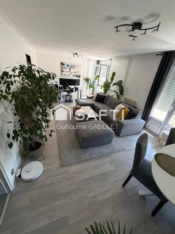 Photo 1 - Appartement à MACON