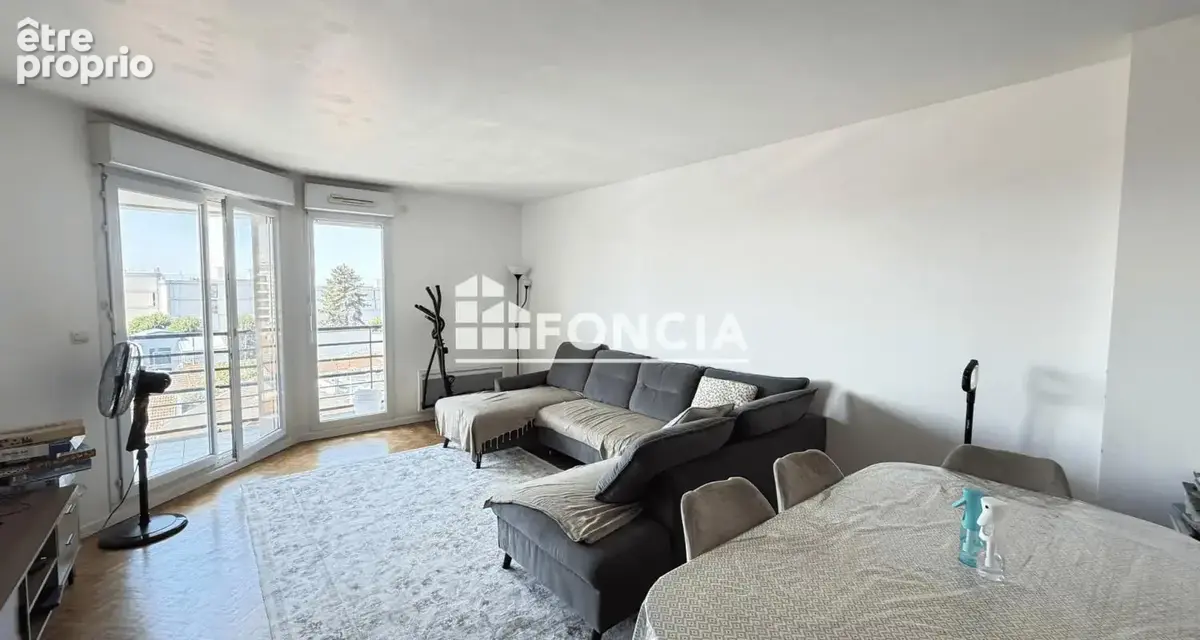 Appartement à SURESNES