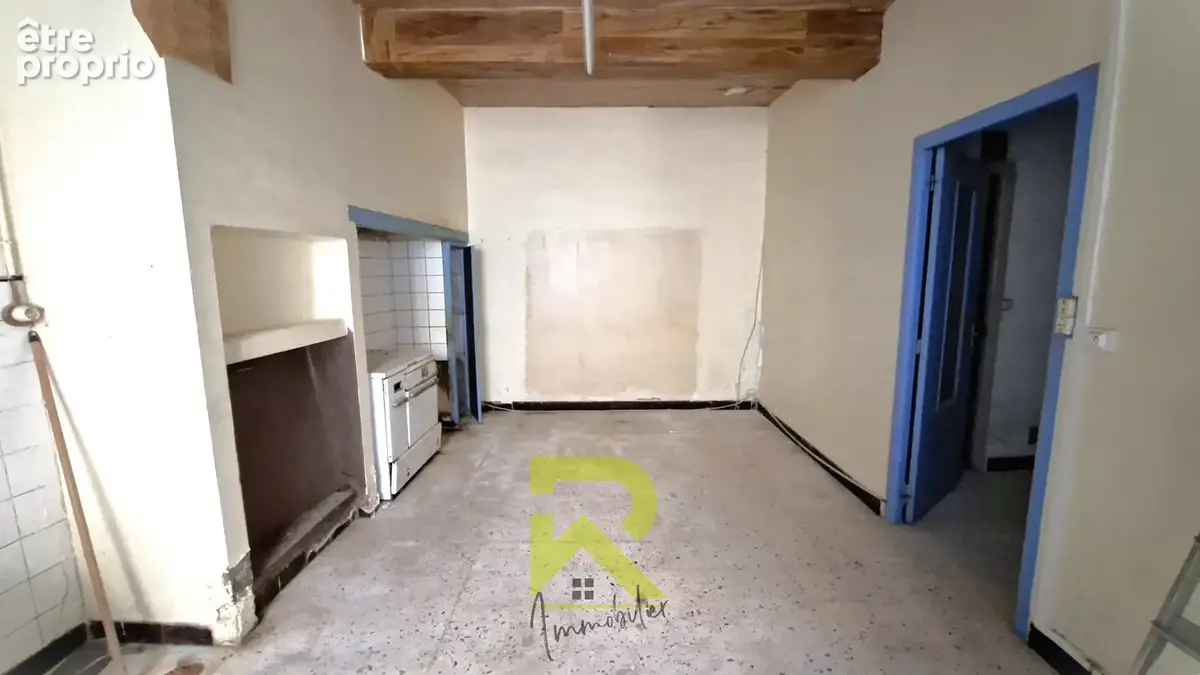 Maison de village à rénover de 58 m2 plus les combles de 34 m2  Gruissan (Centre historique) - photo 5