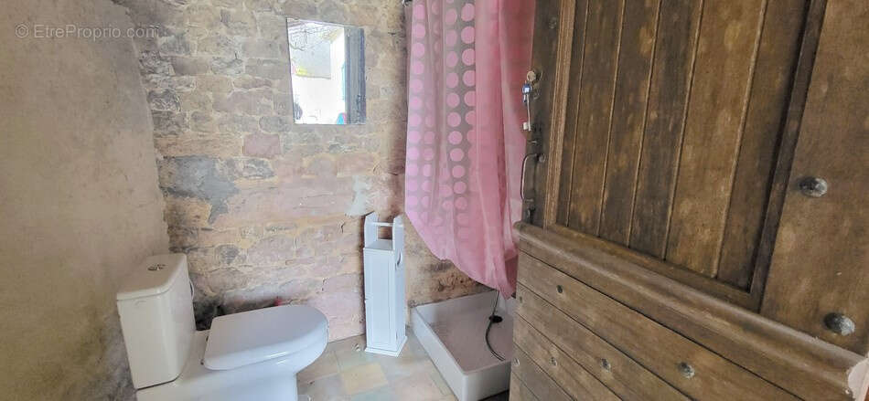 Maison à SAINT-SAUVEUR-LA-VALLEE