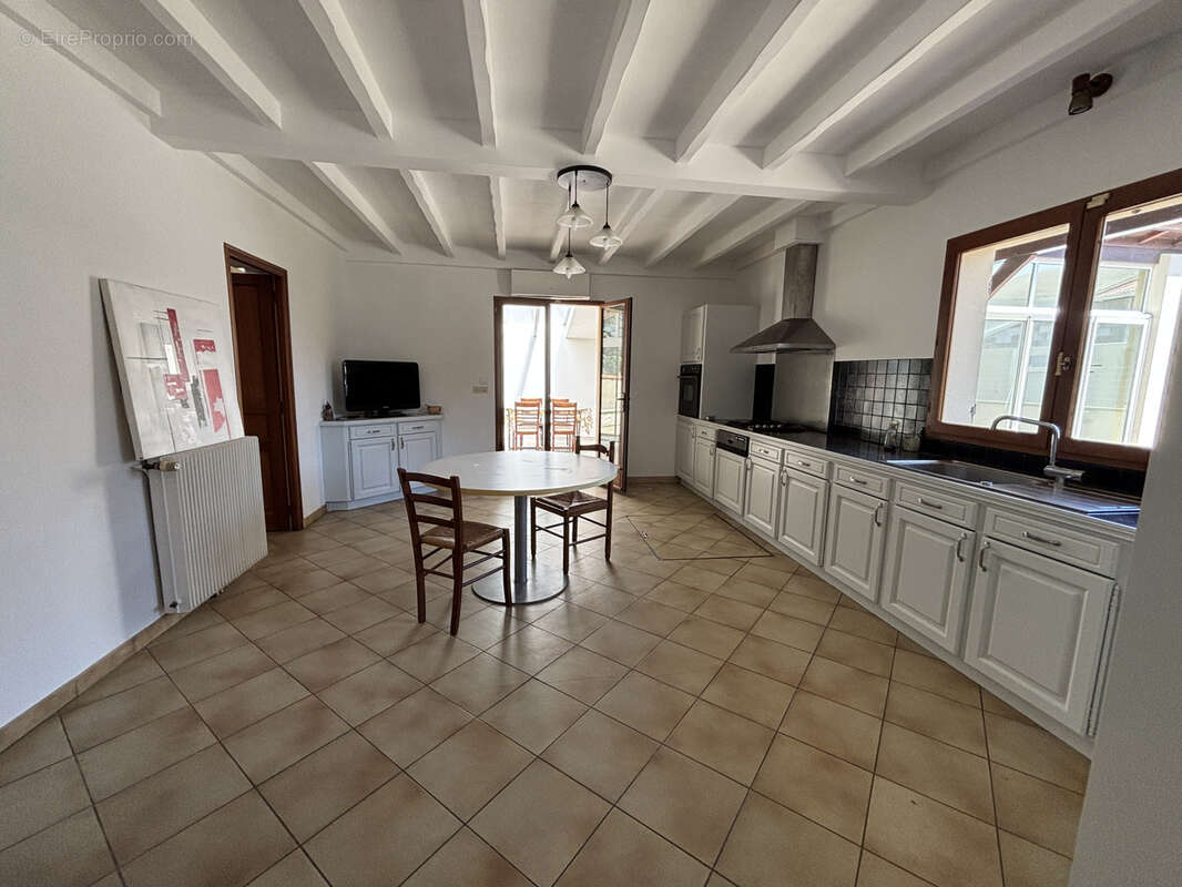 Maison à SAINT-LOUBES