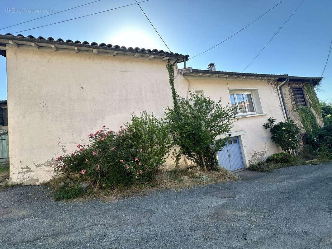 Maison à BEAUJEU