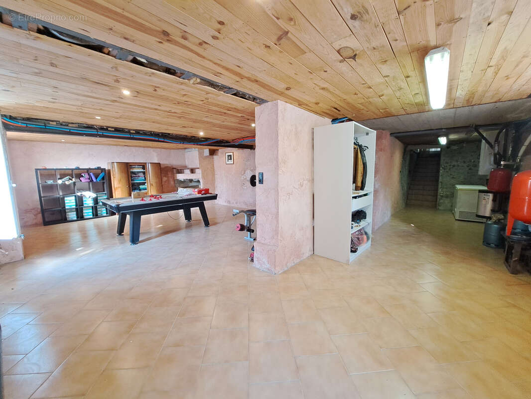 Maison à SAINT-BONNET